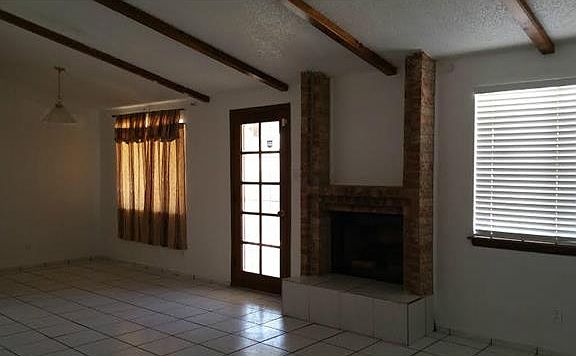 5th image of 11157 Shiner Ave