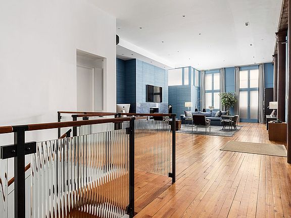 2nd image of 30 Crosby St APT M3