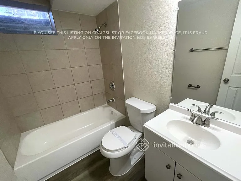 2914 Hudson St — Photo 16