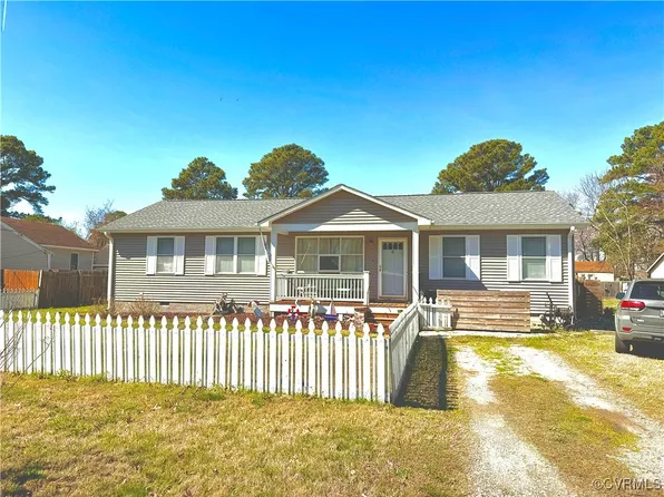 5820 Beechwalk Dr, Virginia Beach, VA 23464