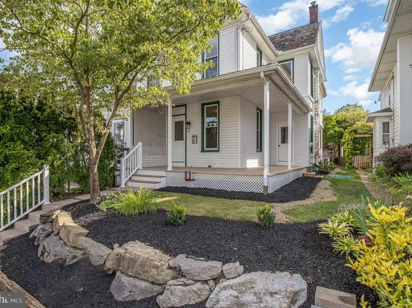 20 N Grant St, Manheim, PA 17545