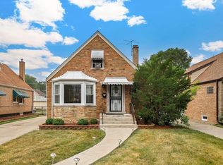 2242 S 21st Ave, Broadview, IL 60155