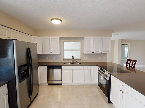 5th image of 2860 Autumn Green Dr