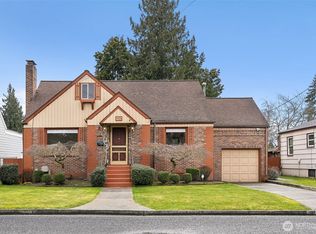 408 8th Ave NE, Puyallup, WA