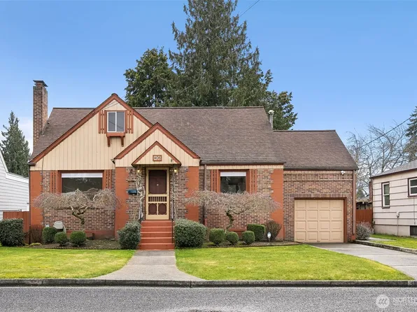 408 8th Avenue NE, Puyallup, WA 98372