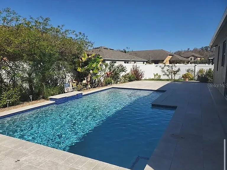 1507 Angler Ave — Photo 14