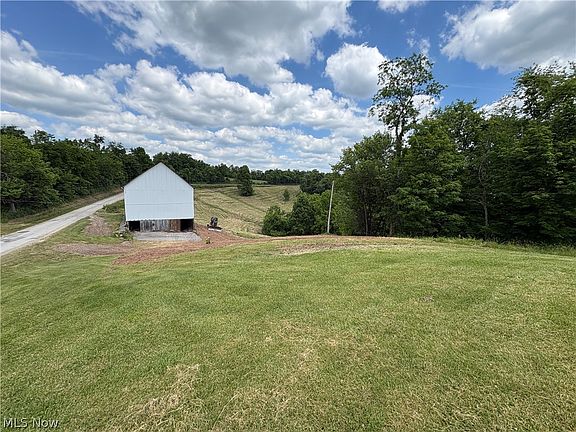 3rd image of 49628 Cain Ridge Rd