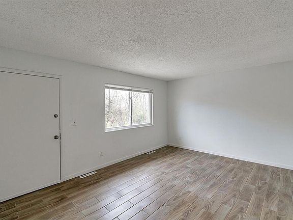 5th image of 1075 S Osceola St