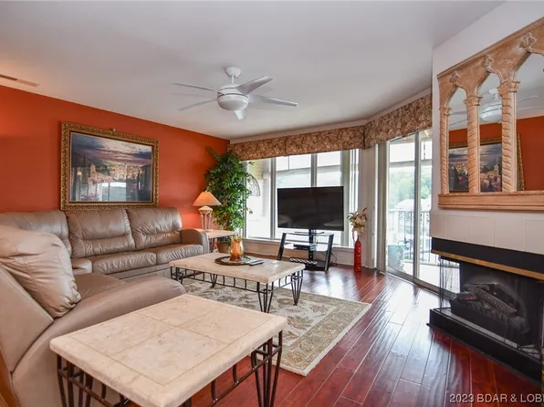 277 Bristol Bay Dr Unit 3B, Lake Ozark, MO 65049