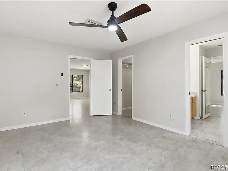 3 Fairwoods Ct — Photo 11