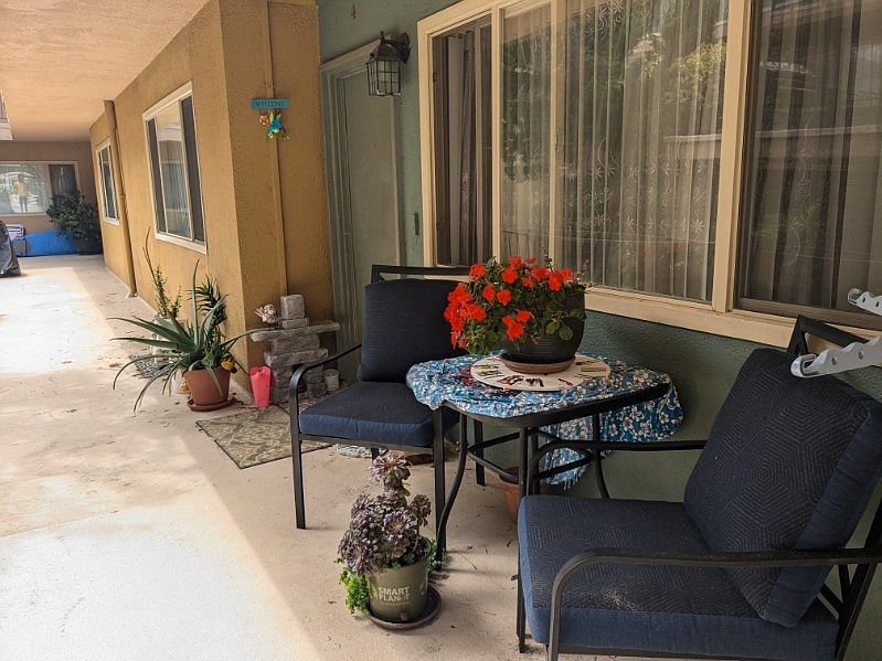 Front entrance to the apartment