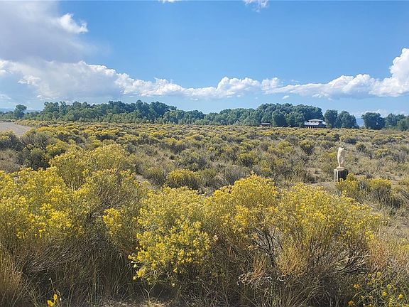 3rd image of 553 Cottonwood Creek Road