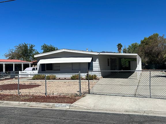 2nd image of 44590 Palm Ave