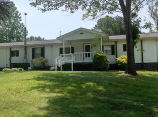 30 Scenic Dr, Springville, TN 38256