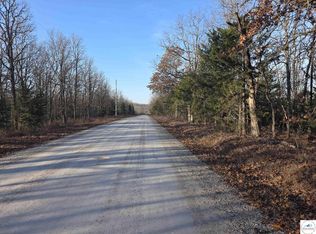 3964 & 3965 Gardiner Rd, Edwards, MO 65326