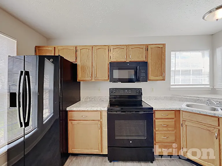 4830 Countrybrook Ct — Photo 10