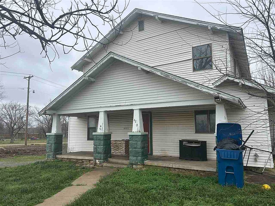 1st image of 420 N Central Ave