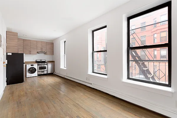 Rented by Brown Harris Stevens | media 4