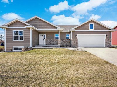 708 Holy Cross Way, Madison, WI, 53704
