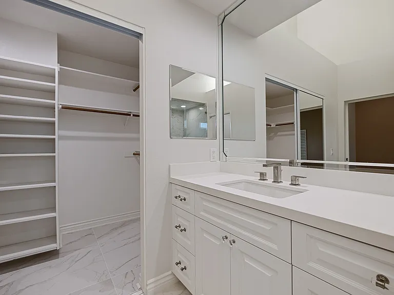 24675 Vista Cerritos — Photo 20