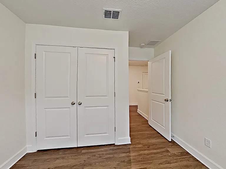 8619 Highfield Ave — Photo 13