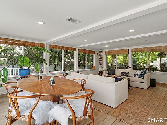 3rd image of 32 Nearwater Road