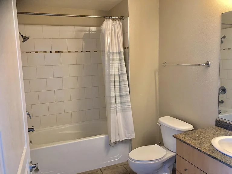 300 W Beech St #1506-1 — Photo 12