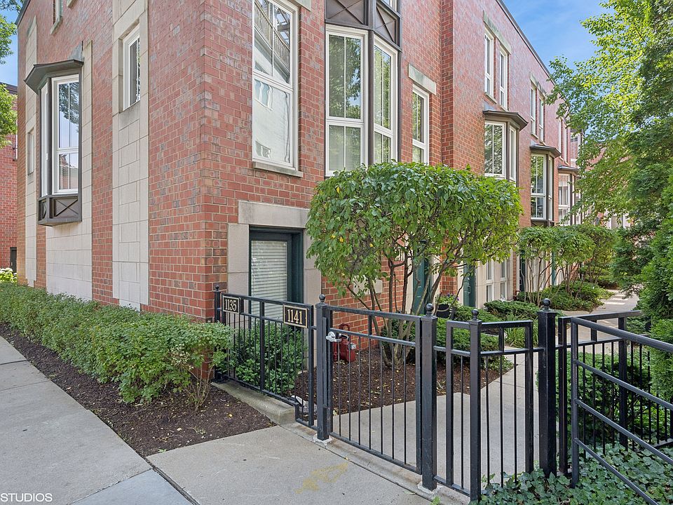 1st image of 1135 W Newport Ave Unit D