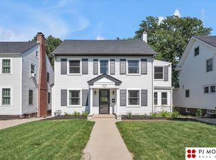 315 S 51st St, Omaha, NE 68132