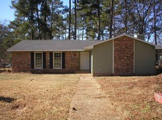 5677 Jamestown Dr, Columbus, GA