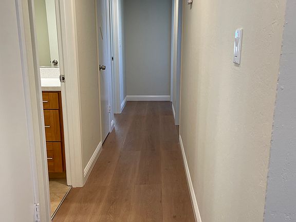 5th image of 455 Firloch Ave #1