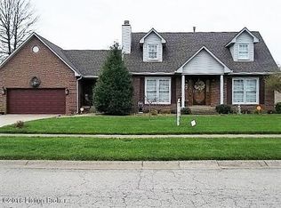 5905 Trappers Ridge Cir, Louisville, KY 40216