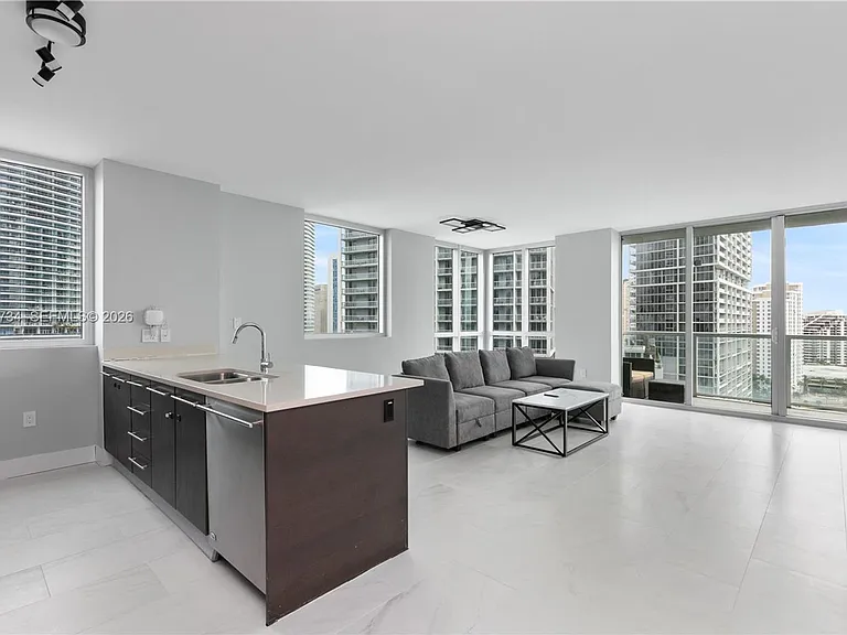 500 Brickell Ave #1801 — Photo 5