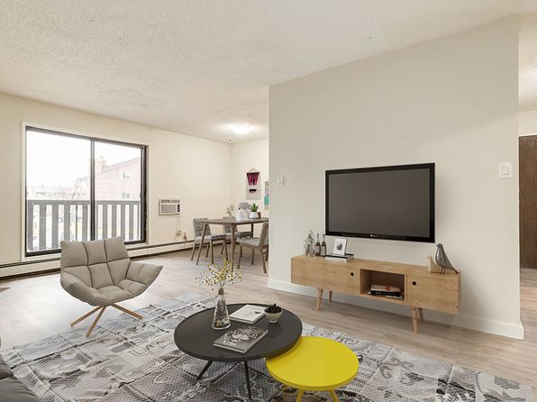 Glenwood Village | 5111 36th St, Lloydminster, AB