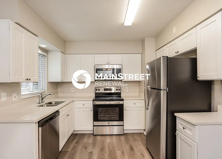 328 52nd St W — Photo 5
