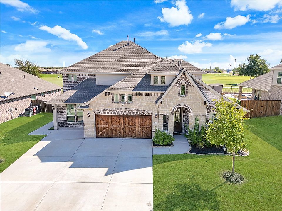 1st image of 2316 Llano Dr