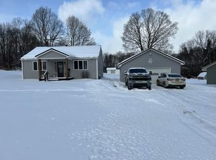 1203 Mercer Rd, Franklin, PA 16323