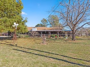 20796 State Highway 76, Fox, OK 73435