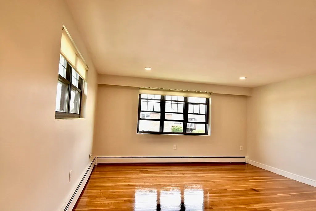 1 bed, 1.0 bath, 800 sqft, $2,100 — Photo 4