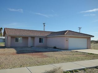 2446 Shore Hawk Ave, Thermal, CA 92274