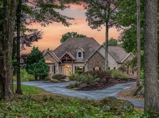 523 Shaker Rd, Concord, NH 03301