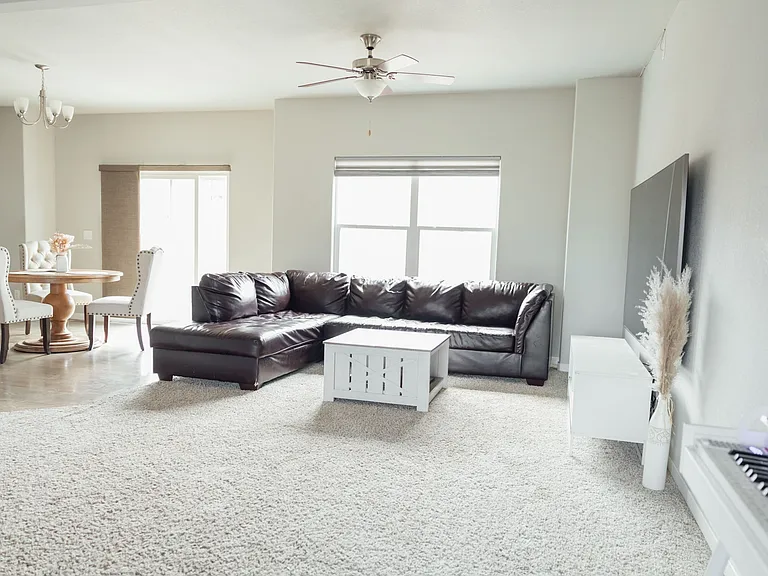 9169 Pennycress Dr — Photo 3