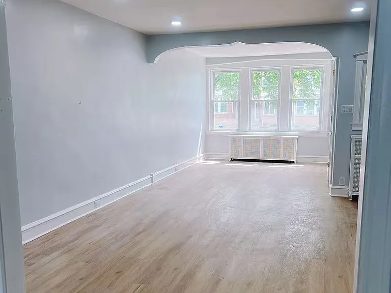 3319 Friendship St — Photo 1