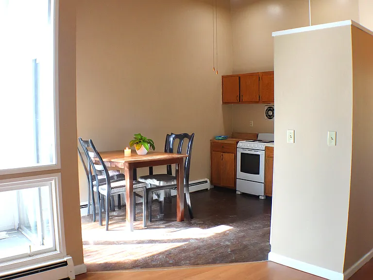 Swan Landing Apartments — Photo 10