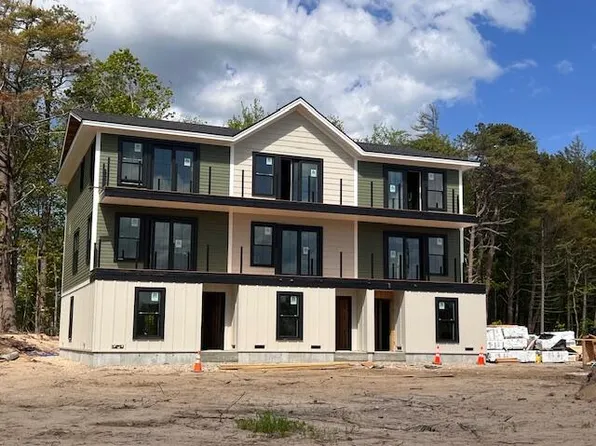 29 Salt Point Drive #16, Old Orchard Beach, ME 04064