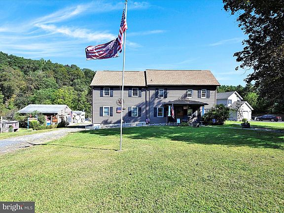 4th image of 247 Meadow Dr