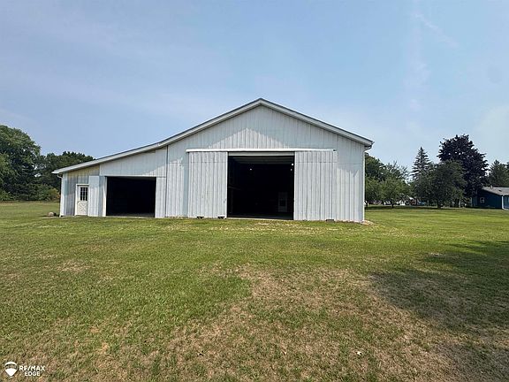 4th image of 8331 E Coldwater Rd