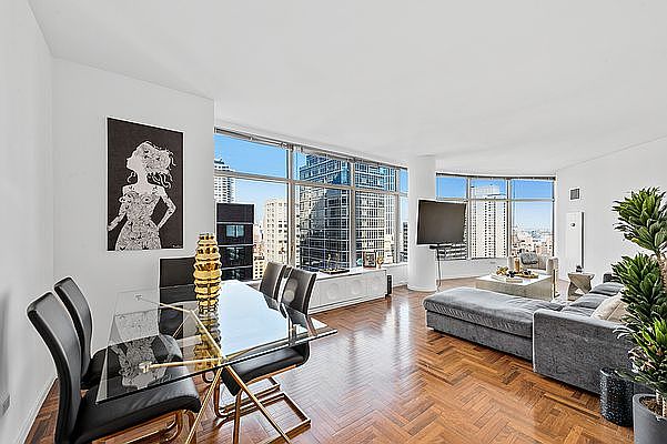 1st image of 250 E 54th St APT 28B