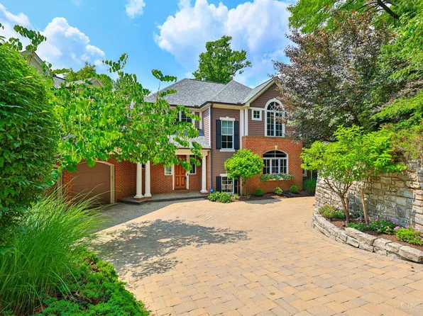 680 Springhill Ln, Cincinnati, OH 45226