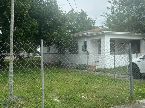 1891 NW 62nd Ter, Miami, FL 33147